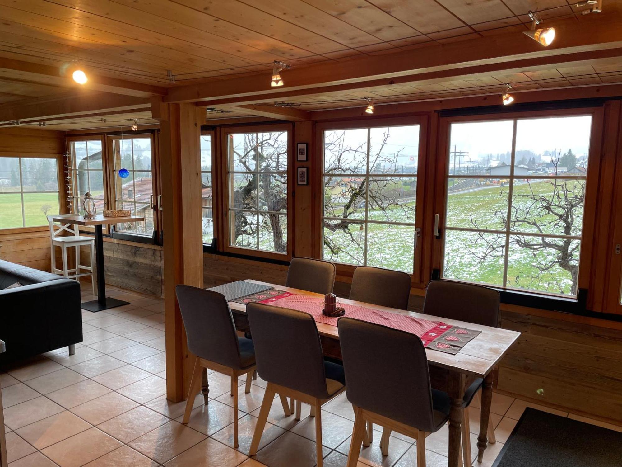 Edelweiss 4 Zi Ferienwohnung In Landhaus Frutigen Exteriör bild