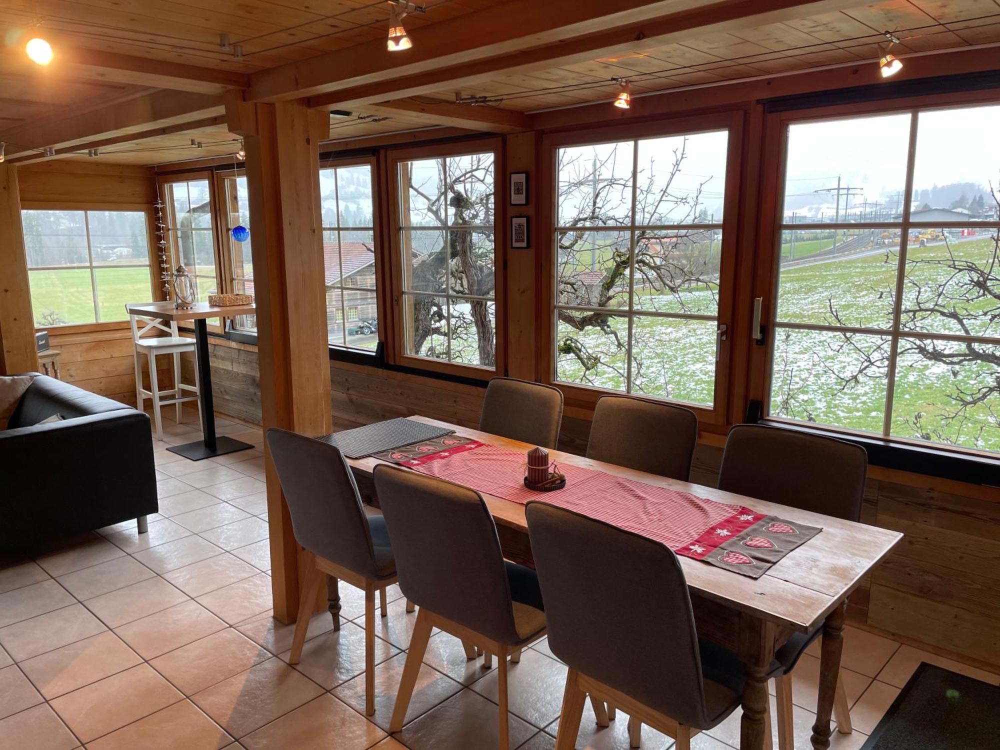 Edelweiss 4 Zi Ferienwohnung In Landhaus Frutigen Exteriör bild
